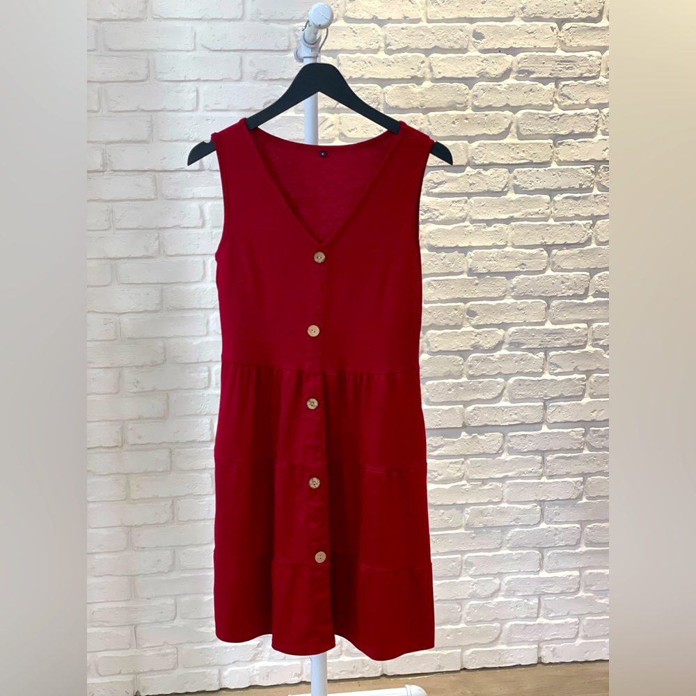 Red Sleeveless Button Down Dress | Small